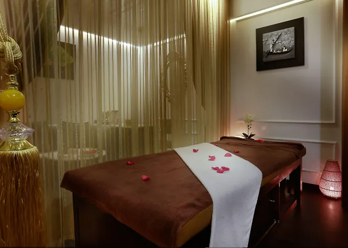 Ambassador Hanoi Hotel & Travel